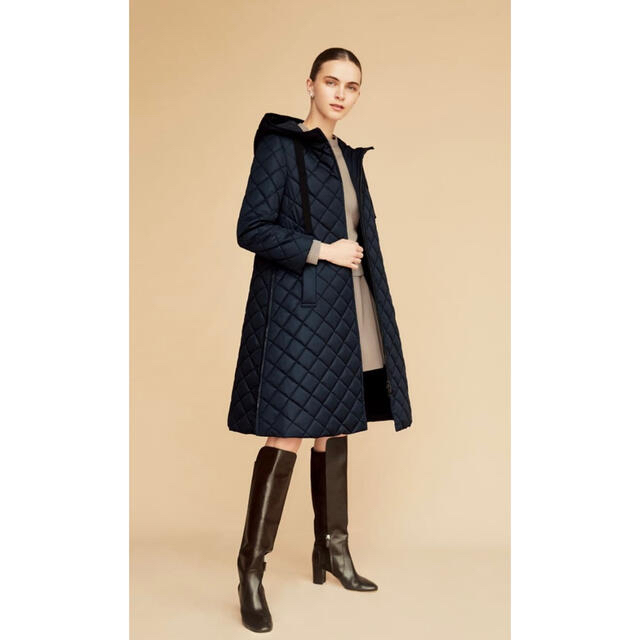 FOXEY(フォクシー)のフォクシーコート "MAGDA QUILTED COAT"新品タグ付 レディースのジャケット/アウター(ロングコート)の商品写真