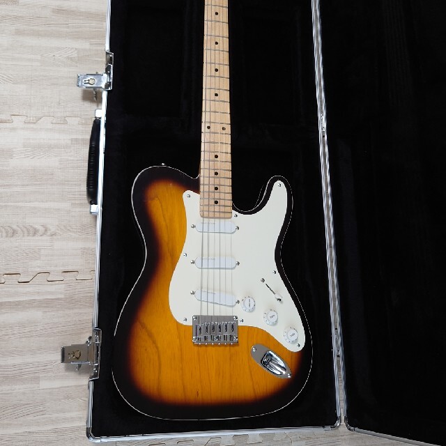 COMBAT GERRY McGEE ジェリーマギー シグネチャーモデル 楽器のギター(エレキギター)の商品写真
