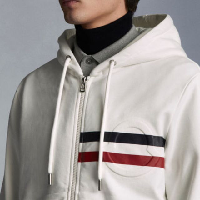 ●新品/正規品● MONCLER 胸ロゴ 反射モチーフ バンド フード