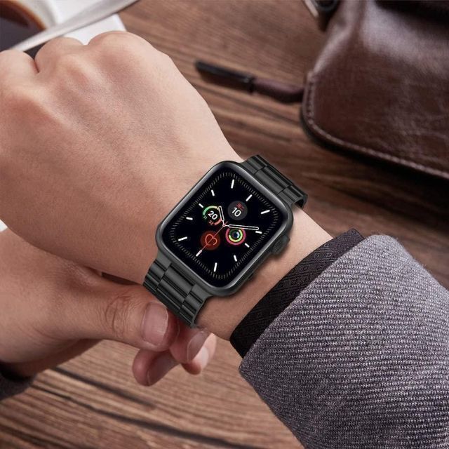 高品質 AppleWatch ベルト ブラック 42/44/45㎜ ステンレス メンズの時計(金属ベルト)の商品写真