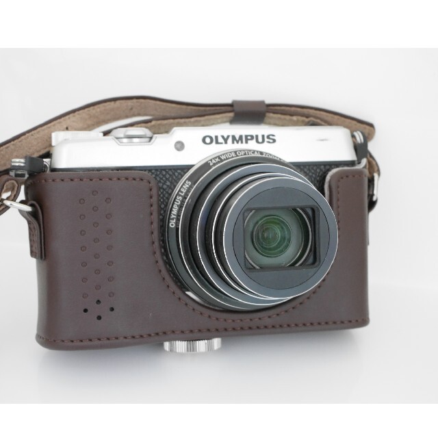 OLYMPUS(オリンパス)の【純正ジャケット、予備電池付属】OLYMPUS SH-2 SILVER スマホ/家電/カメラのカメラ(コンパクトデジタルカメラ)の商品写真