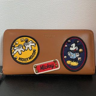 コーチ(COACH)のショプバ・箱付き　ブラウン　ディズニースタッズ(財布)