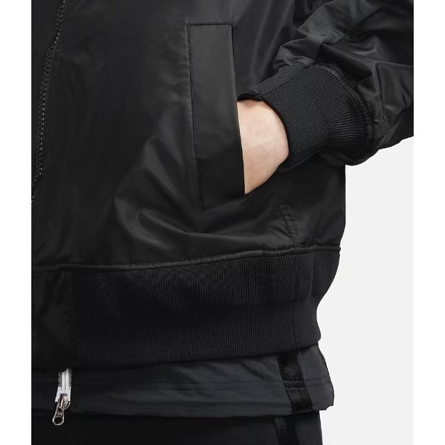 sacai(サカイ)のナイキ x sacai　メンズジャケット Mサイズ メンズのジャケット/アウター(ナイロンジャケット)の商品写真