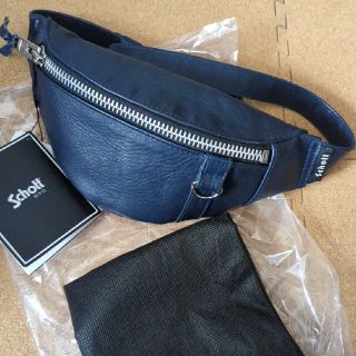 schott - 新品 schott レザーボディバッグ スモールの通販 by