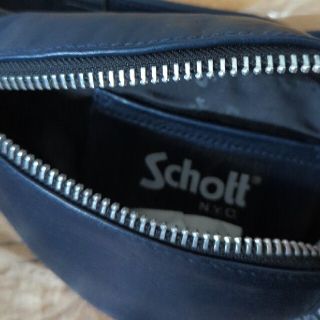 schott - 新品 schott レザーボディバッグ スモールの通販 by