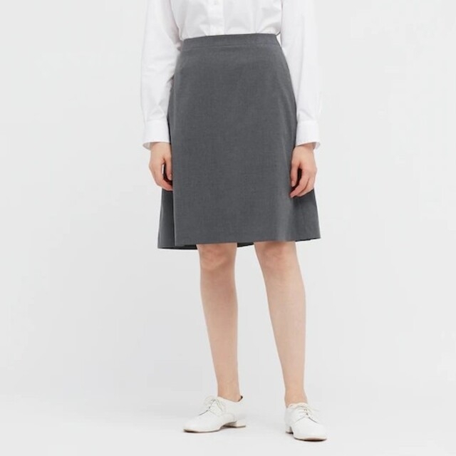 UNIQLO(ユニクロ)のユニクロ ストレッチフレアスカート レディースのスカート(ひざ丈スカート)の商品写真