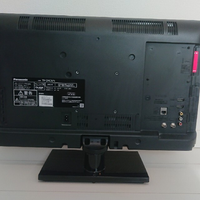 Panasonic(パナソニック)のパナソニックテレビ TH-24C325 スマホ/家電/カメラのテレビ/映像機器(テレビ)の商品写真