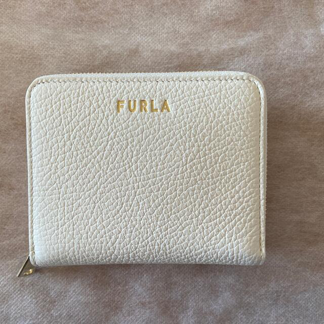 【在庫処分大特価!!】 Furla - 【新品未使用】フルラ　ホワイト　二つ折り財布 財布