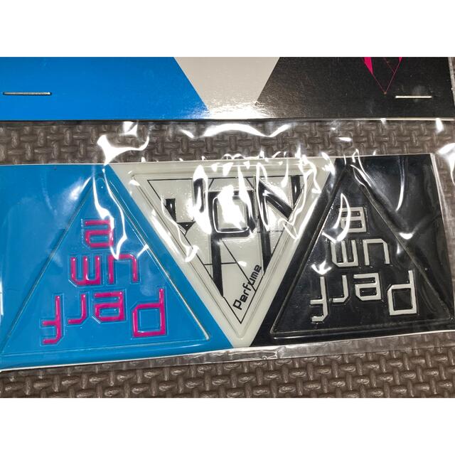 Perfume JPNツアーグッズセット(キーホルダー、シール)