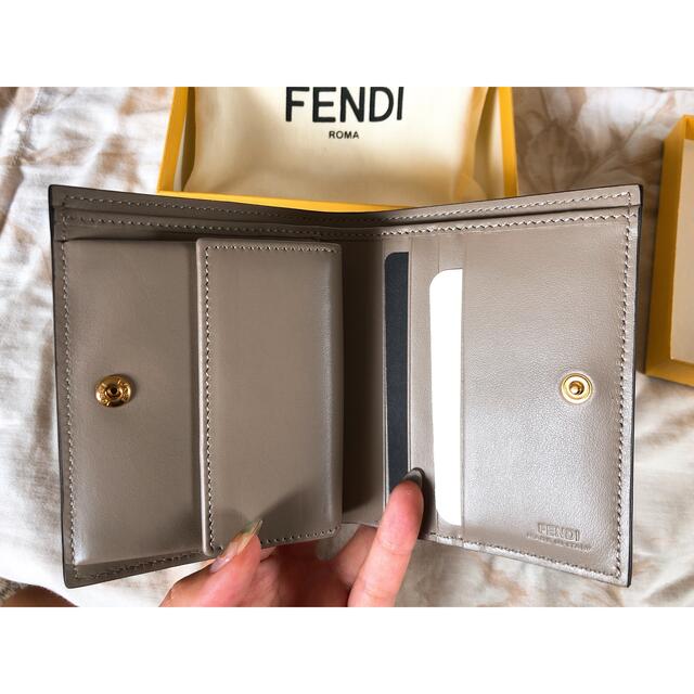FENDI(フェンディ)のFENDI 二つ折り財布 レディースのファッション小物(財布)の商品写真