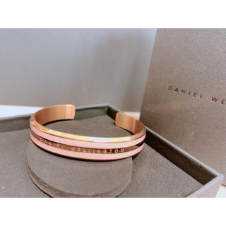 ダニエルウェリントン(Daniel Wellington)のダニエルウェリントン バングル  (ブレスレット/バングル)