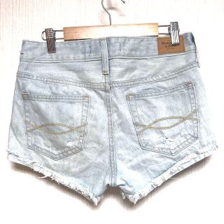 アバクロンビーアンドフィッチ(Abercrombie&Fitch)のアバクロ　abercrombil&fitch w24 ショートパンツ　ダメージ(ショートパンツ)