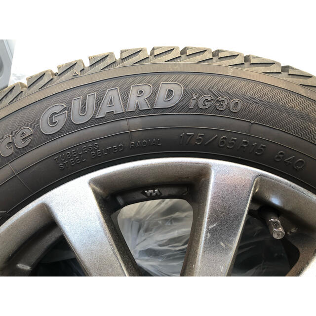 スタッドレスタイヤ175/65R15 〜4本ホイール付〜の通販 by だいちゃん