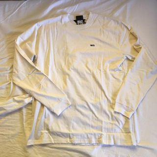 アンディフィーテッド(UNDEFEATED)のUNDEFEATED 長袖  L 新品(Tシャツ/カットソー(七分/長袖))