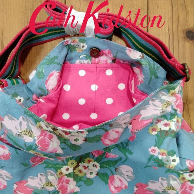 Cath Kidston(キャスキッドソン)の新品 キャスキッドソン メッセンジャーバッグ チューリップペトロール レディースのバッグ(メッセンジャーバッグ)の商品写真