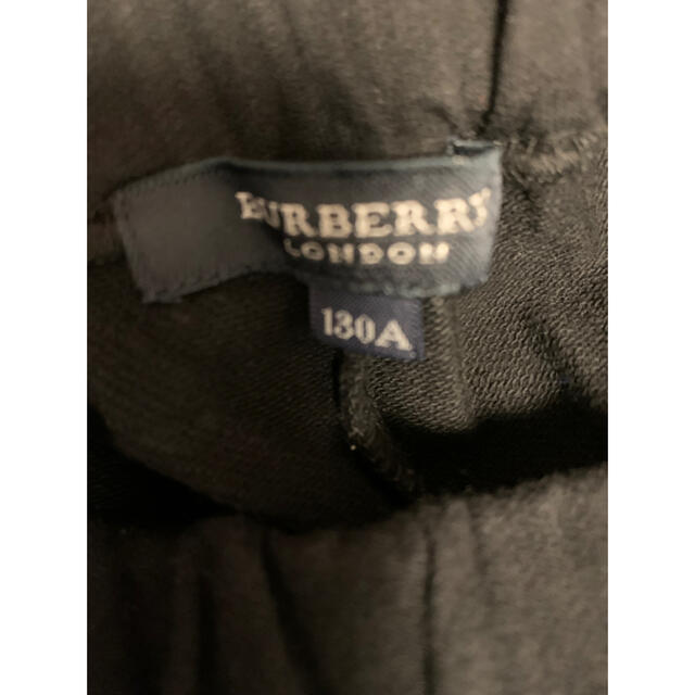 BURBERRY(バーバリー)のバーバリー　130cm  ハーフパンツ キッズ/ベビー/マタニティのキッズ服男の子用(90cm~)(パンツ/スパッツ)の商品写真