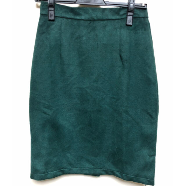 ★ほぼ未使用★タイトスカート★グリーンスエード調 レディースのスカート(ひざ丈スカート)の商品写真