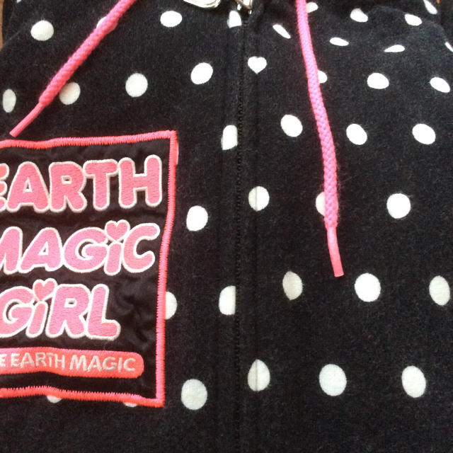 EARTHMAGIC(アースマジック)の☆アースマジック☆ドットスウェットセットアップ♪♪ キッズ/ベビー/マタニティのキッズ服女の子用(90cm~)(ジャケット/上着)の商品写真