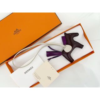 エルメス(Hermes)のきいろ猫さま専用となります。(チャーム)