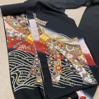 特価品 新品 反物 丹後ちりめん 正絹 黒留袖 古典柄 刺繍 絞り 呉服