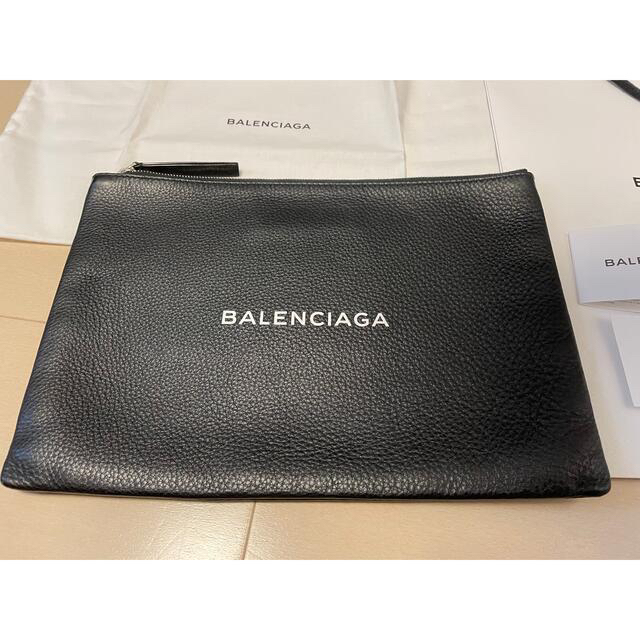 BALENCIAGAクラッチバック