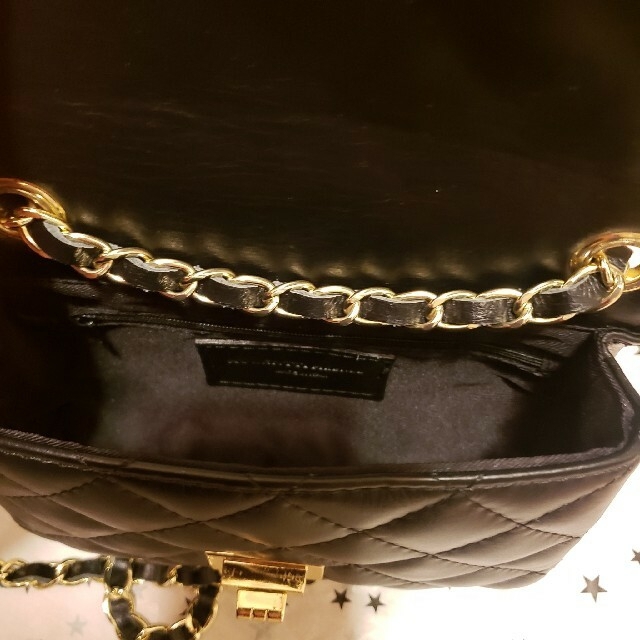 【AULENTTI/オウレンティ】CHAIN BAG ブラック レディースのバッグ(ショルダーバッグ)の商品写真