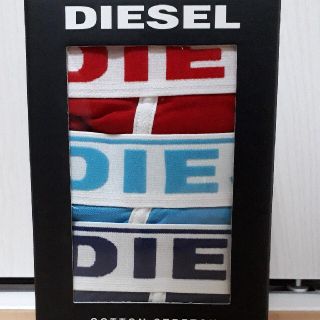 ディーゼル(DIESEL)の【新品未使用】ディーゼル/DIESELの3枚組ボクサーパンツMサイズ4123(ボクサーパンツ)