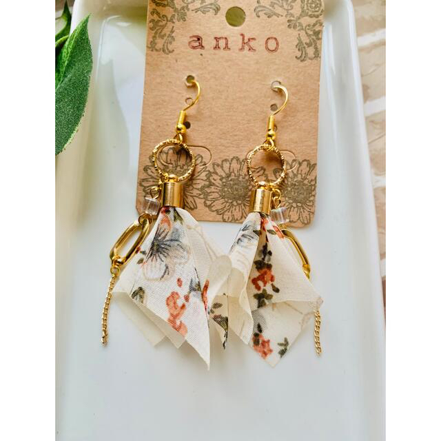 お買い得モデル No.1014☆春色タッセルピアスorイヤリング ピアス お買い得モデル No.1014☆春色タッセルピアスorイヤリング ピアス