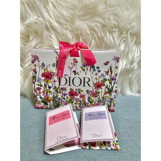 ディオール(Dior)のディオール ノベルティ ミニ香水　 ローズ&ローズ & オードゥ　パルファン(香水(女性用))