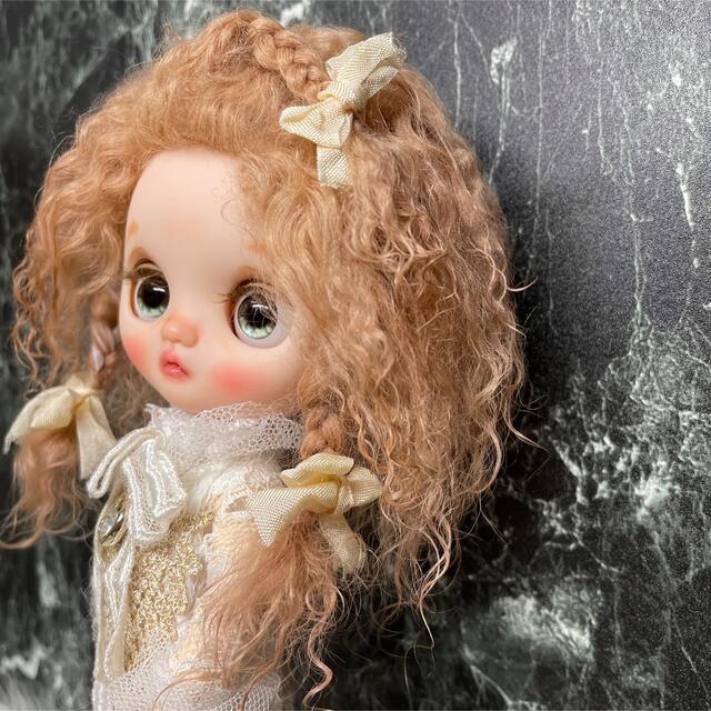 blythe _wm-536アプリコットベージュ三つ編み⭐️チベットラムウィッグ