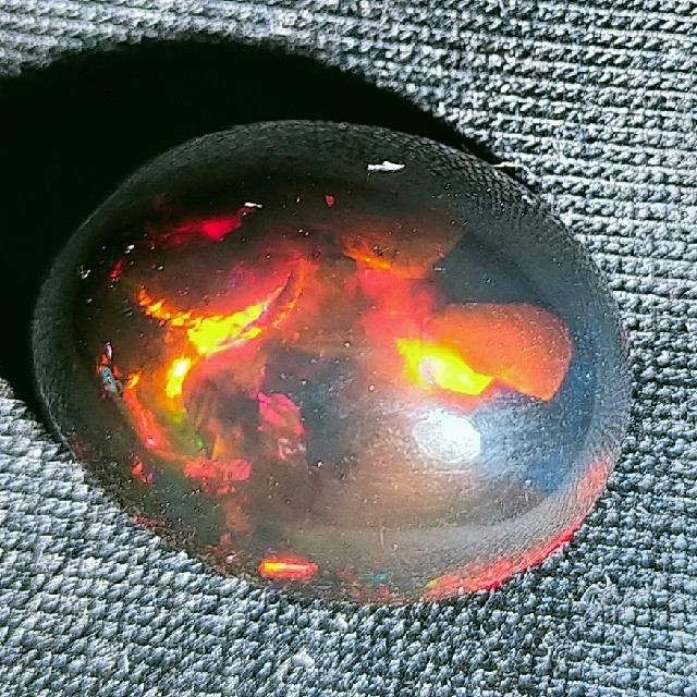 驚愕　超特大 14.70ct　宝石　天然　ブラックオパール  鑑別付 4