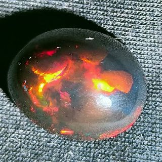 驚愕　超特大 14.70ct　宝石　天然　ブラックオパール  鑑別付