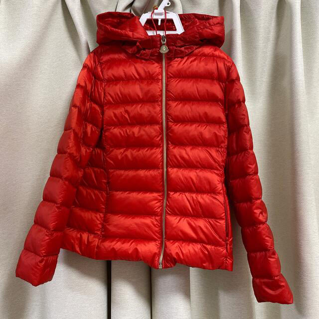 MONCLER(モンクレール)の国内正規品　モンクレール　ライトダウン　 キッズ/ベビー/マタニティのキッズ服女の子用(90cm~)(ジャケット/上着)の商品写真