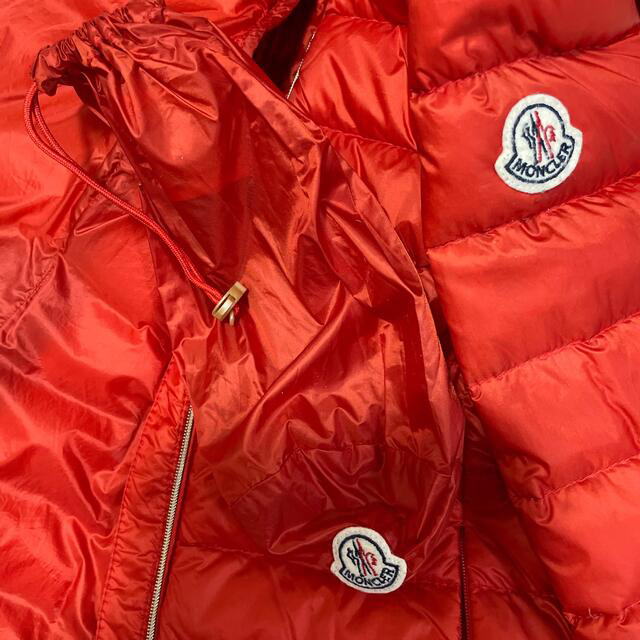 MONCLER(モンクレール)の国内正規品　モンクレール　ライトダウン　 キッズ/ベビー/マタニティのキッズ服女の子用(90cm~)(ジャケット/上着)の商品写真