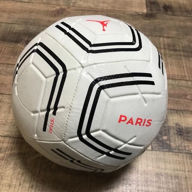 最適な価格 Paris Saint Germain Jordan Football ボール 値引きする