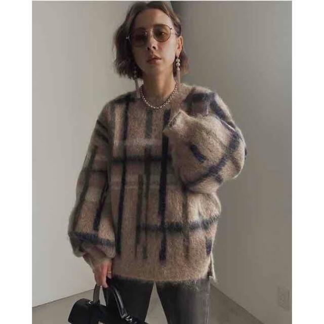 Ameri VINTAGE(アメリヴィンテージ)のAMERI   PAINT CHECK FLUFFY KNIT レディースのトップス(ニット/セーター)の商品写真