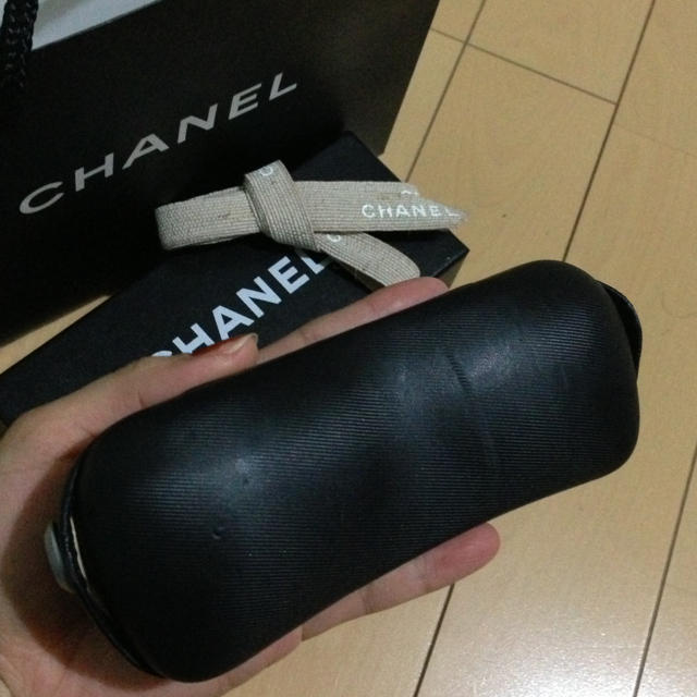 CHANEL(シャネル)のCHANEL★シャネル★メガネケース レディースのファッション小物(サングラス/メガネ)の商品写真