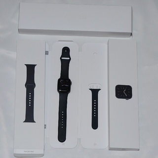 アップルウォッチ(Apple Watch)のApple Watch Series 6 40mm GPSモデル　ブラック(腕時計(デジタル))