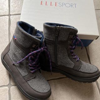 エル(ELLE)のエルスポーツ💕軽量レースアップブーツ💕22.5㎝美品(ブーツ)