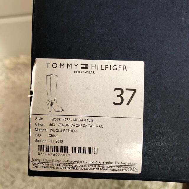 TOMMY HILFIGER(トミーヒルフィガー)の新品未使用☆送料込☆TOMMY HILFIGER☆ブーツ レディースの靴/シューズ(ブーツ)の商品写真