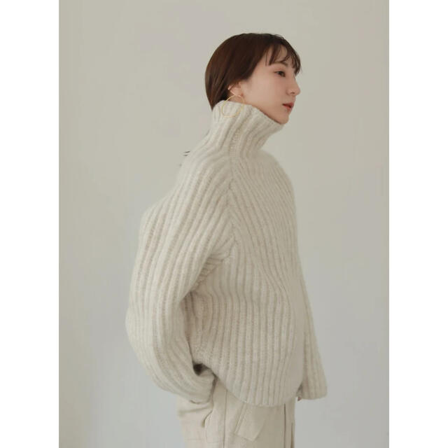 turtleneck hand knitなし生地の厚さ