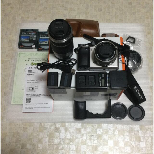 SONY α6000 ILCE-6000シルバー ダブルズームレンズキット