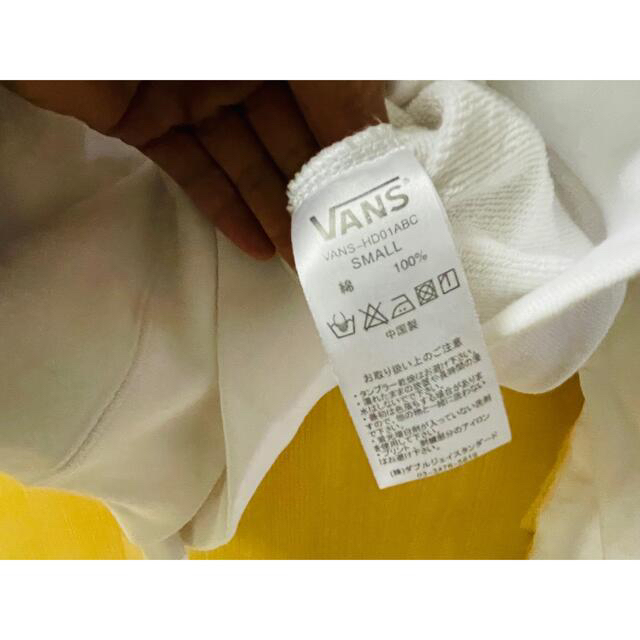 VANS(ヴァンズ)の値下げ！バンズ 白パーカー レディース  レディースのトップス(パーカー)の商品写真