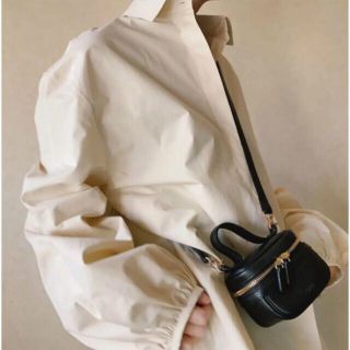 ビューティアンドユースユナイテッドアローズ(BEAUTY&YOUTH UNITED ARROWS)のchiiiibag マイクロバニティ　ブラック　新品未使用(ショルダーバッグ)