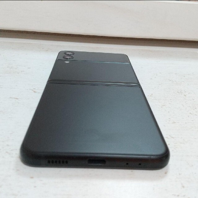 Samsung Galaxy Z Flip3 5G Black SIMフリー