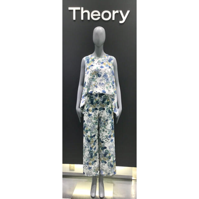 theory(セオリー)のTheory 21ss ボタニカルフラワー柄リラックスパンツ レディースのパンツ(カジュアルパンツ)の商品写真