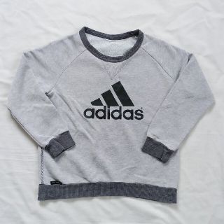 アディダス(adidas)の130㎝★アディダス　トレーナー(Tシャツ/カットソー)