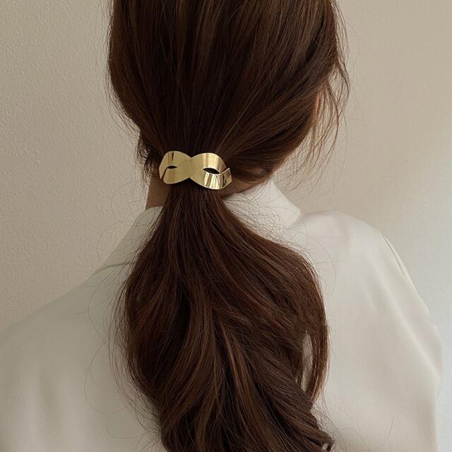 新品 メタルプレート ヘアゴム レディース おしゃれ ゴールド ヘアアクセサリーの通販 by Dear M????????|ラクマ