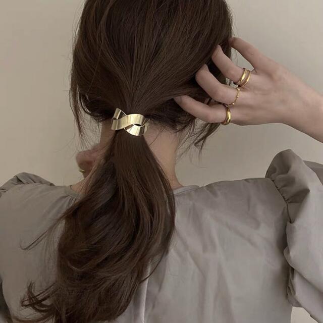 新品 メタルプレート ヘアゴム レディース おしゃれ ゴールド ヘアアクセサリーの通販 by Dear M????????|ラクマ