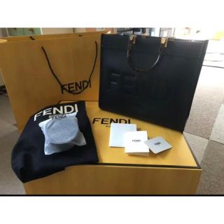 FENDI フェンディ　サンシャイン　ミディアム　ドクターX 米倉涼子